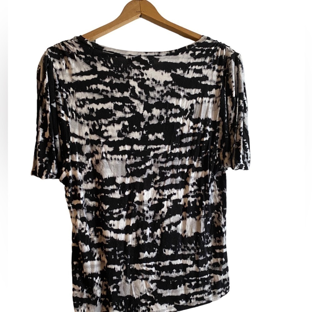Michael Michael Kors Black and White Short Sleeve T-Shirt Size Large - Picture 2 of 5